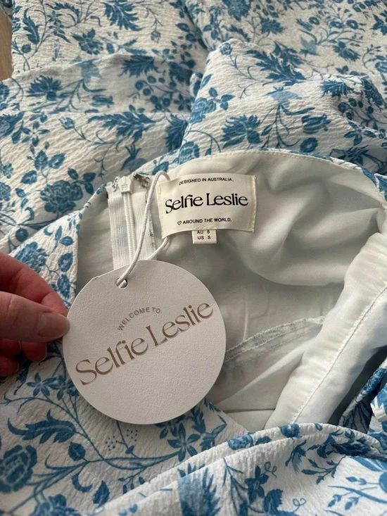 NWT Selfie Leslie Provence Bloom Tiered Midi Dress Floral Blue - Size small - Picture 9 of 9